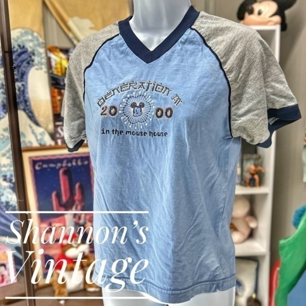 Mickey Unlimited Generation M Y2K sz small shirt A39